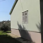 Haus In Ugljan Mit Terrasse- Garten Und Barbecue By Interhome * Sušica