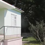 Haus In Ugljan Mit Terrasse- Garten Und Barbecue By Interhome Vakantiehuis *
