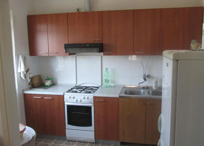 Haus In Ugljan Mit Terrasse- Garten Und Barbecue By Interhome